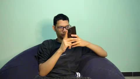 juansuarez204 online show from January 6, 1:42 am