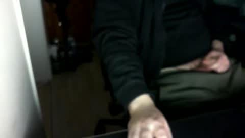 xmas3 online show from March 20, 10:13 pm