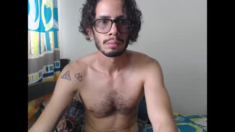 Julfigo online show from November 12, 7:19 pm