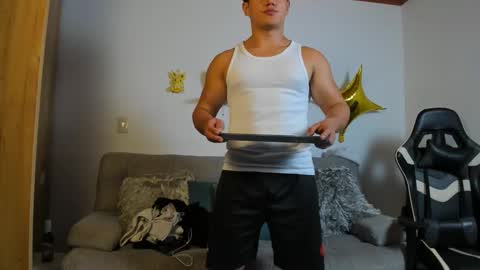 julian_wallace online show from December 2, 1:20 am