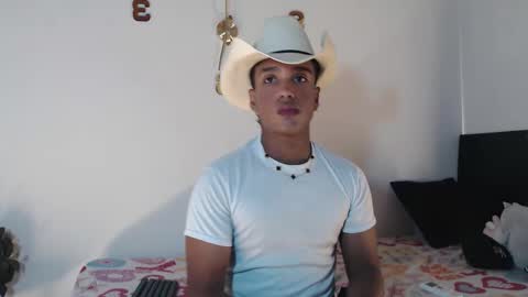 Snapshot of juliannmattius chatting on October 24, 3:14 pm Juliann online show from October 24, 3:14 pm