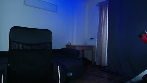 JULiUS   online show from January 24, 9:49 am