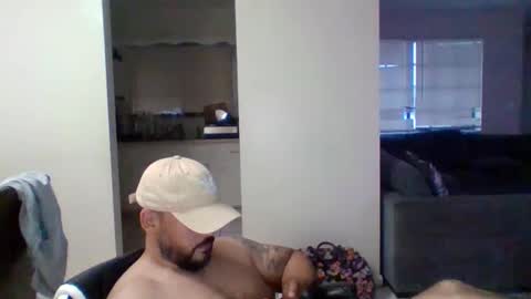 Snapshot of juln489 chatting on October 4, 10:58 pm juln489 online show from October 4, 10:58 pm