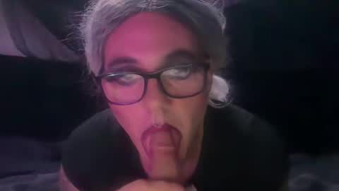 Justagirlboy online show from May 13, 6:43 am