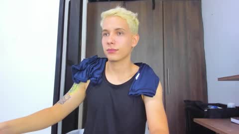 justin_biker online show from November 2, 12:20 pm