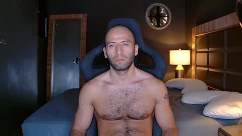 Justin online show from February 7, 9:48 pm