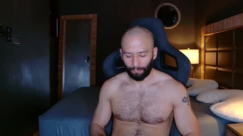 Justin online show from January 5, 11:01 pm