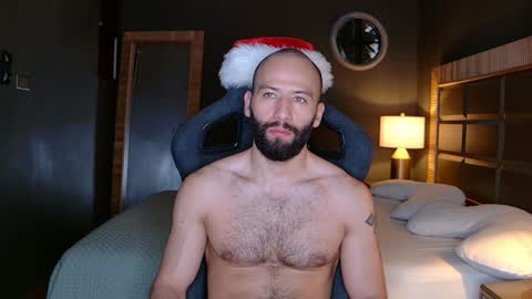 Justin online show from December 31, 11:31 am