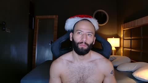 Justin online show from January 3, 10:52 am