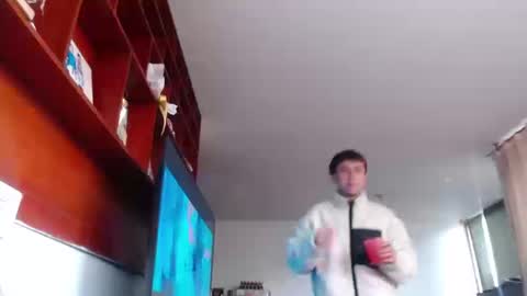 Justine online show from September 12, 1:00 pm