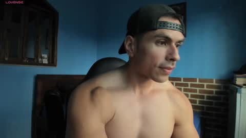 Snapshot of justinkart chatting on October 22, 6:43 pm justinkart online show from October 22, 6:43 pm