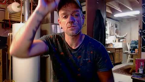 justinmoore1987 online show from June 9, 6:26 am