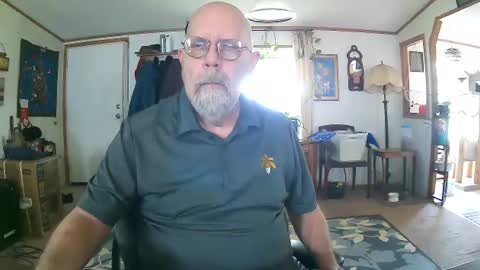 justlustagain online show from April 18, 7:40 pm