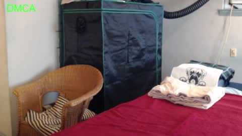 Justonetime1 online show from March 10, 6:25 pm