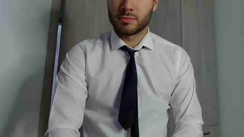 Snapshot of justynxxx1 chatting on February 25, 5:41 am Justin online show from February 25, 5:41 am