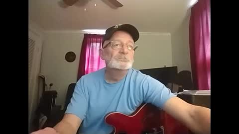 kabriggs136 online show from May 19, 8:59 pm