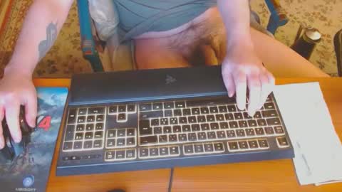 Snapshot of kaiuty chatting on January 17, 7:53 pm Leon online show from January 17, 7:53 pm