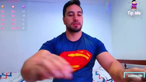 Snapshot of kal_el_8 chatting on October 23, 10:13 pm Thomas online show from October 23, 10:13 pm
