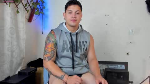 Snapshot of kaledd_musclee chatting on March 9, 11:03 am Kaledd musclees room Master online show from March 9, 11:03 am