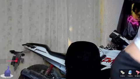 Snapshot of kaledd_musclee chatting on December 28, 1:18 pm Kaledd musclees room Master online show from December 28, 1:18 pm