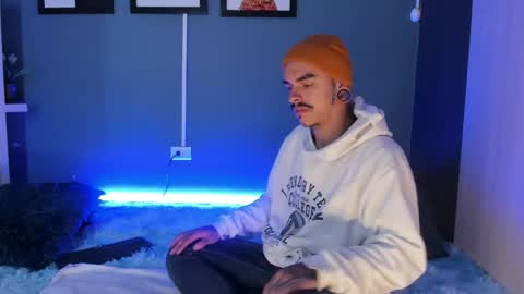 Kale online show from March 13, 11:29 am