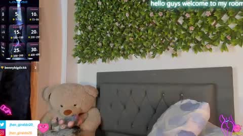 Snapshot of kami_22 chatting on October 4, 4:12 pm camilo  independent model online show from October 4, 4:12 pm