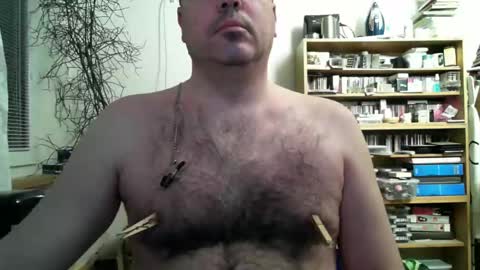 Snapshot of kamiluc1974_2 chatting on February 25, 9:35 pm Kamil Lipovy online show from February 25, 9:35 pm