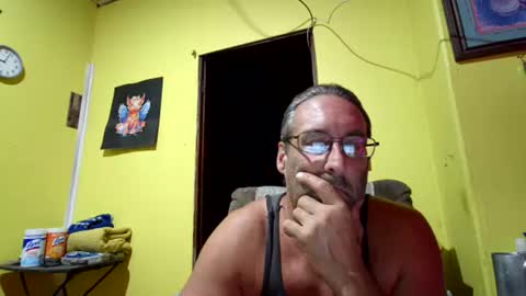 Snapshot of kansasfarmer1 chatting on October 21, 2:03 am kansasfarmer1 online show from October 21, 2:03 am