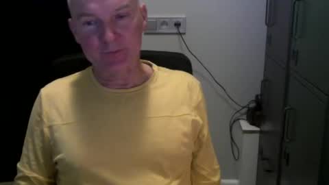 Robbie online show from January 12, 4:29 pm