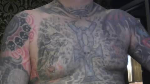 keeeeeeeeeeeeef online show from February 8, 3:53 pm