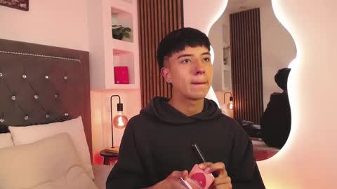 nico online show from March 18, 12:52 pm