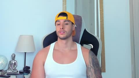 ken_mailik online show from April 3, 5:04 am