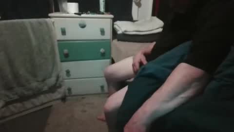 Snapshot of kenneth69h chatting on October 2, 11:36 am kenneth69h online show from October 2, 11:36 am