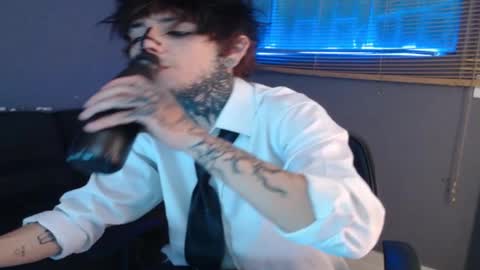 kenny online show from December 19, 3:31 pm