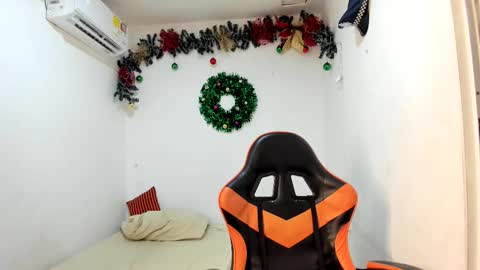 kenshi_roa online show from February 9, 8:35 pm