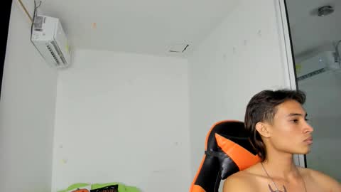 kenshi_roa online show from November 25, 5:20 am