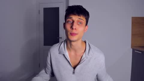 Peter     online show from December 2, 10:02 pm