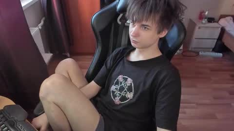 Looking for a moderator I PVT IS OPEN online show from February 15, 7:51 am