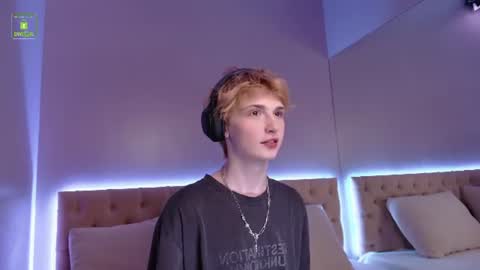 Kessy online show from June 18, 8:36 pm