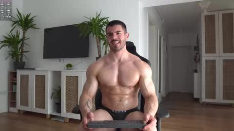 Snapshot of kevinandresxx chatting on March 11, 11:44 am Kevin online show from March 11, 11:44 am