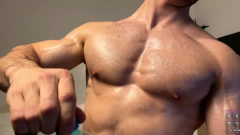 Snapshot of kevinandresxx chatting on December 20, 12:05 pm Kevin online show from December 20, 12:05 pm