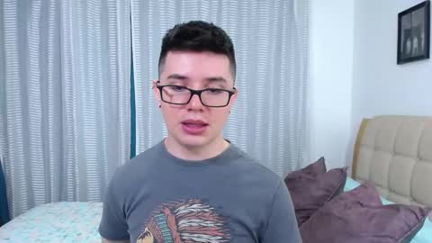 Kevin online show from February 1, 10:08 pm