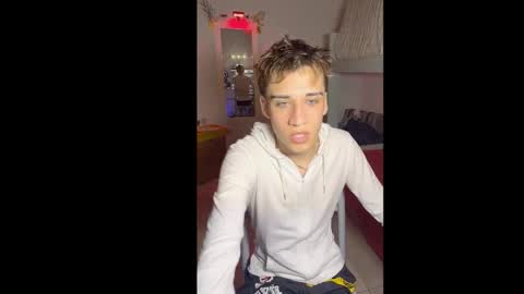 kevonly online show from February 24, 11:22 am