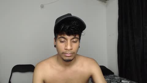 khevinlopezonig online show from October 29, 3:53 am