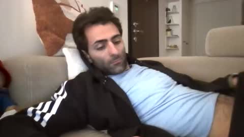 kikkus01 online show from April 5, 8:27 pm