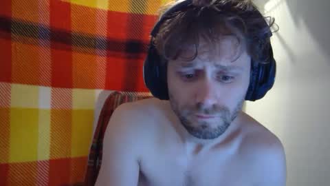 Just a guy that likes to stroke my cock online show from December 27, 2:44 pm