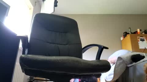Kingaxel online show from June 23, 9:58 am
