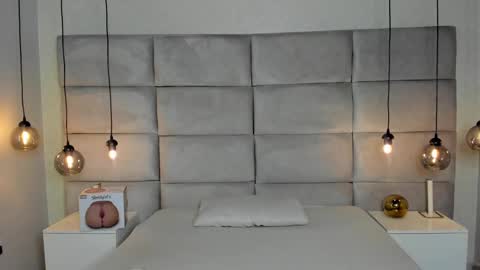 Snapshot of king_dante_ chatting on February 20, 9:09 pm King Dante  online show from February 20, 9:09 pm