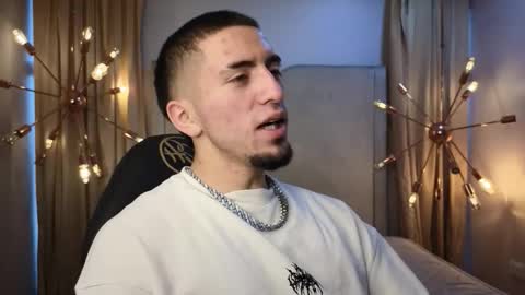 Snapshot of king_dante_ chatting on September 23, 9:36 pm King Dante  online show from September 23, 9:36 pm