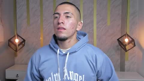 Snapshot of king_dante_ chatting on January 3, 8:01 pm King Dante  online show from January 3, 8:01 pm